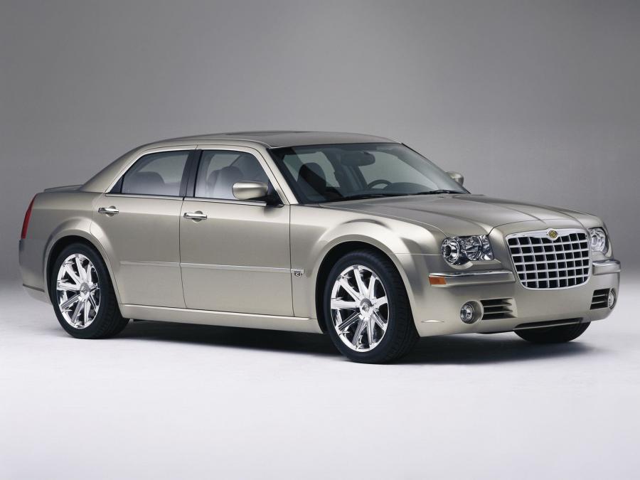  Chrysler 300C 2004 года  (фото 18 из 36)